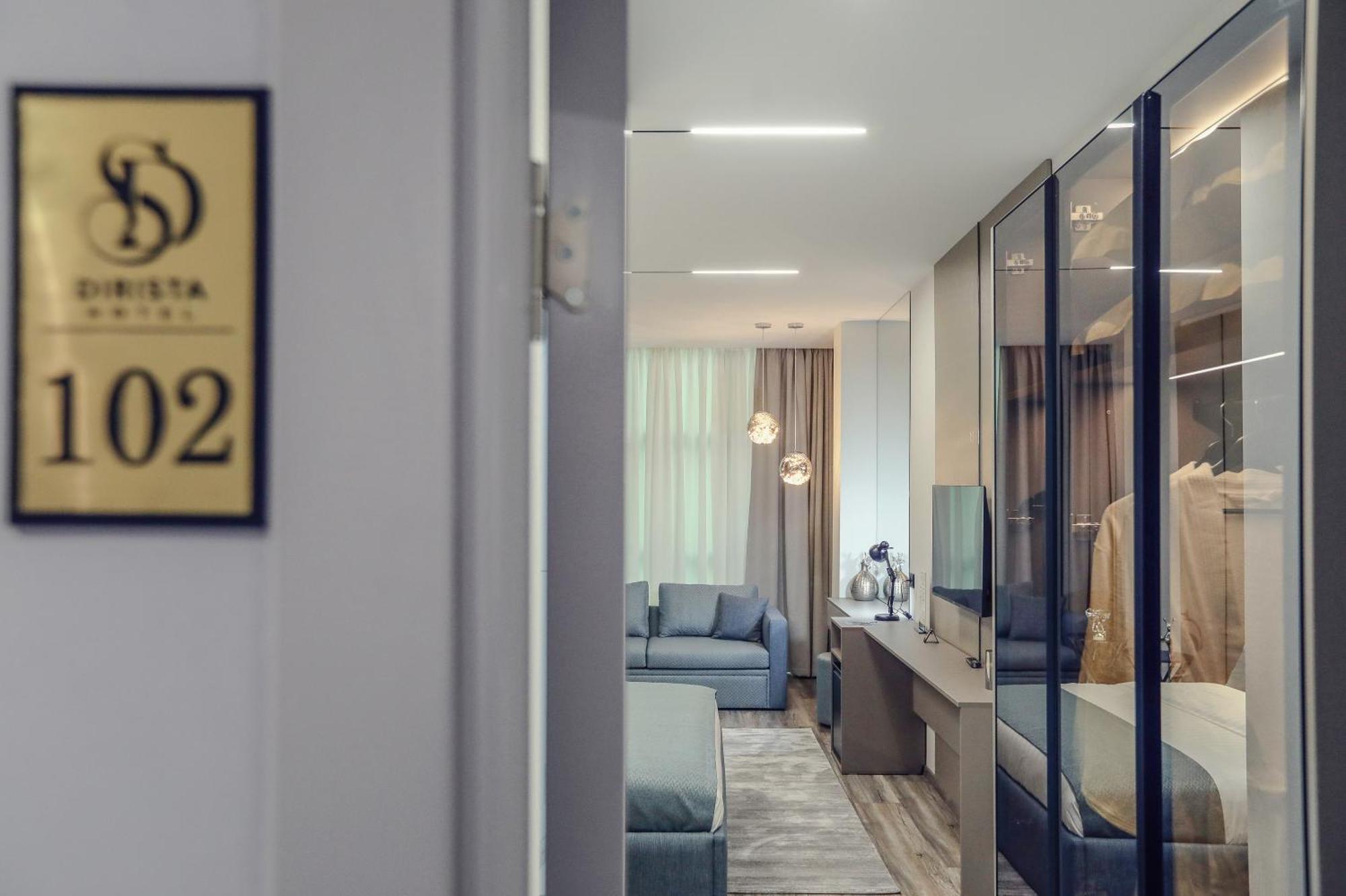 Hotel Dirista Shkodër Buitenkant foto