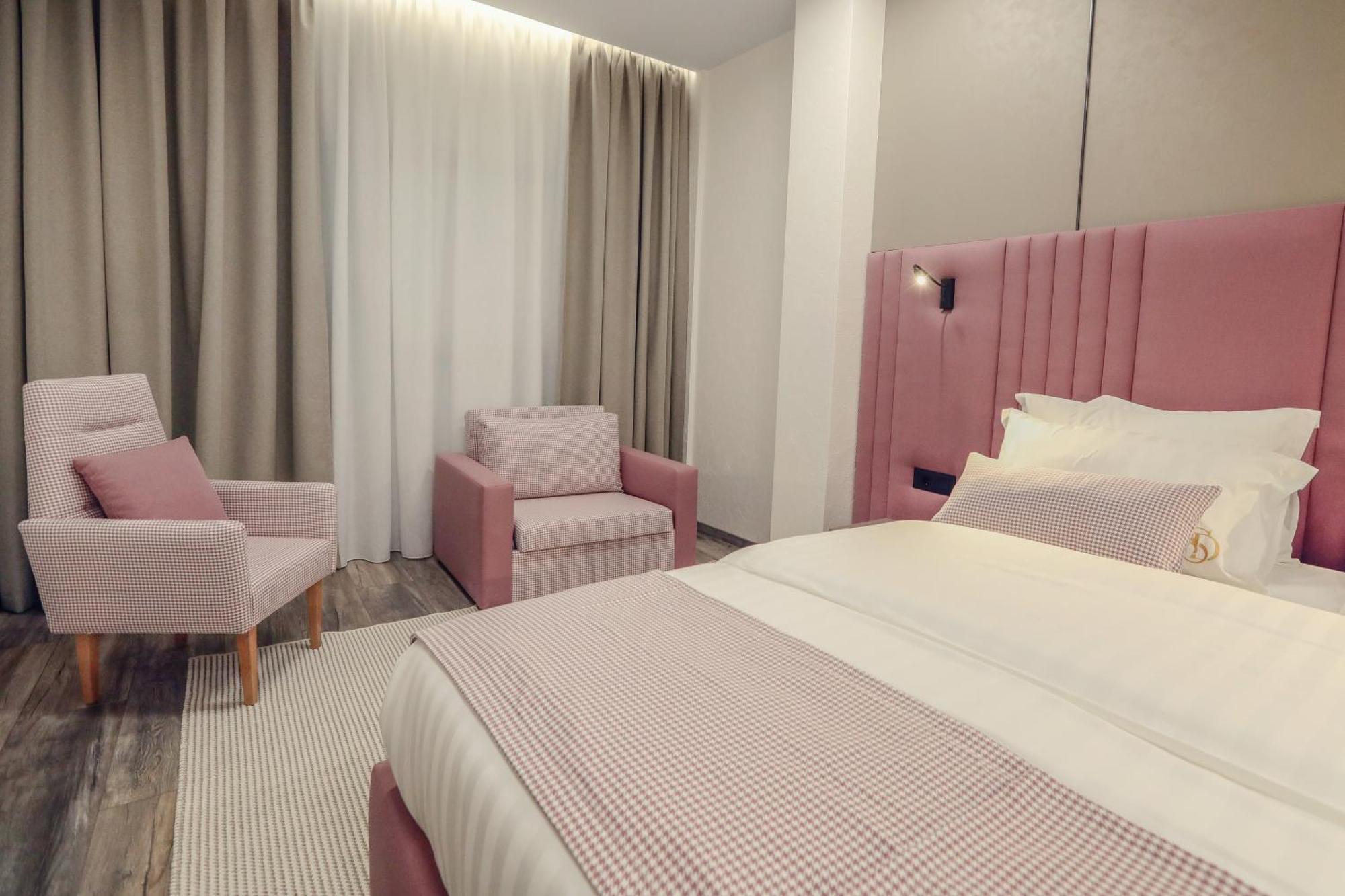 Hotel Dirista Shkodër Buitenkant foto